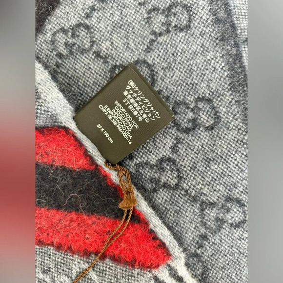 New With Tags Gucci Nikky Wool Alpaca Monogram Web Blue Scarf Shawl Fringe - Picture 7 of 11